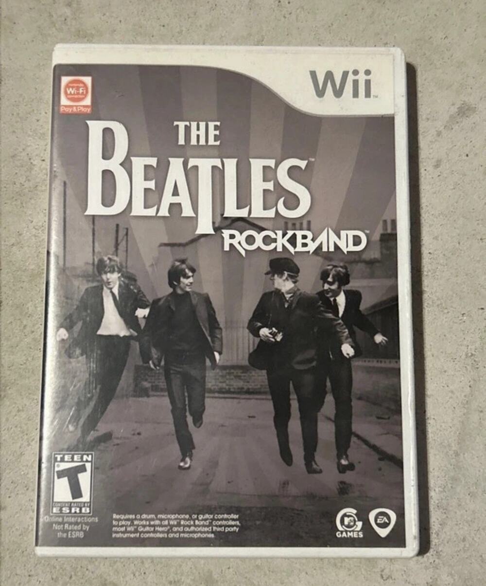 The Beatles Rock Band Nintendo Wii Game CIB Manual Included Retro